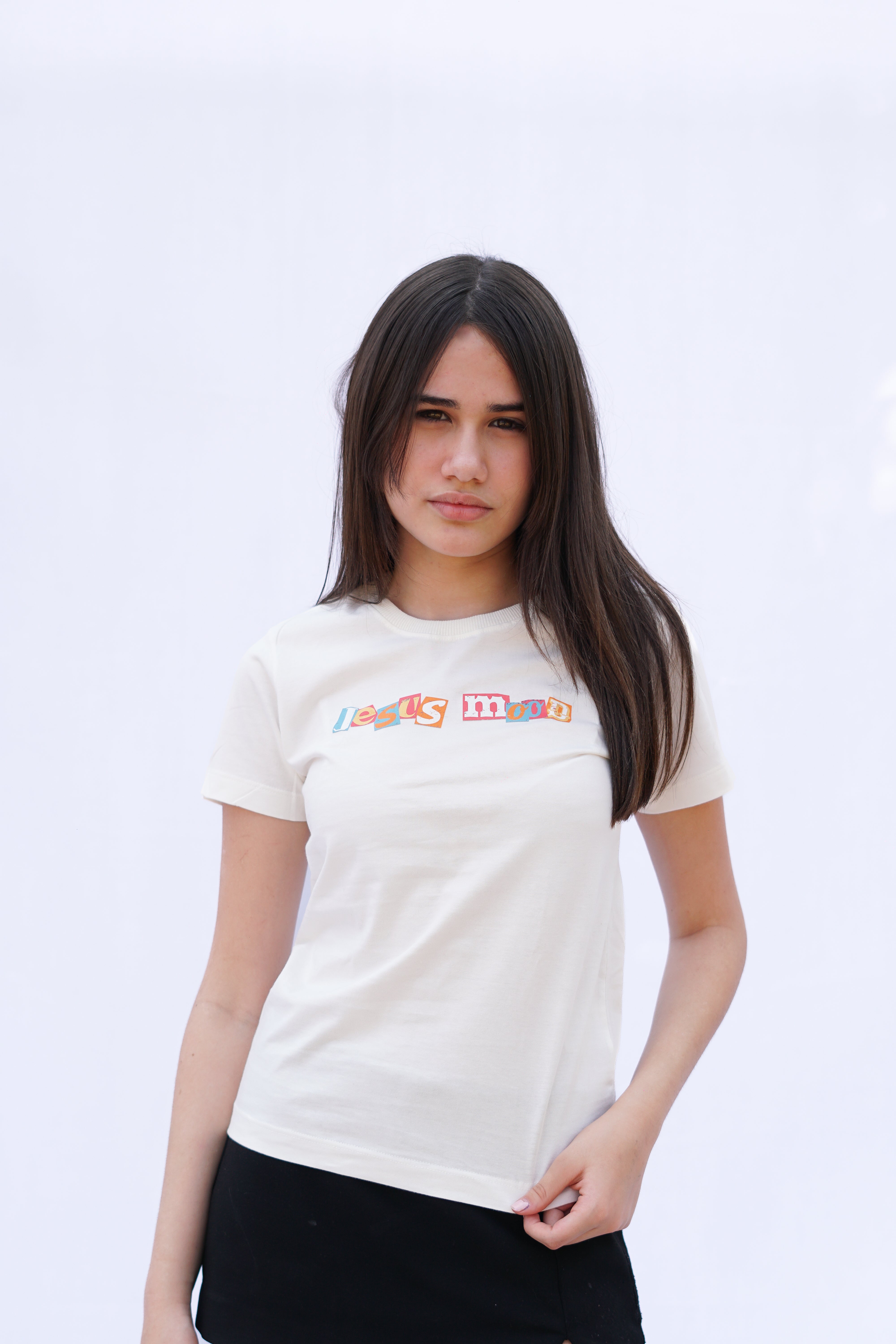 Camiseta “Magazine” Infantil Off White