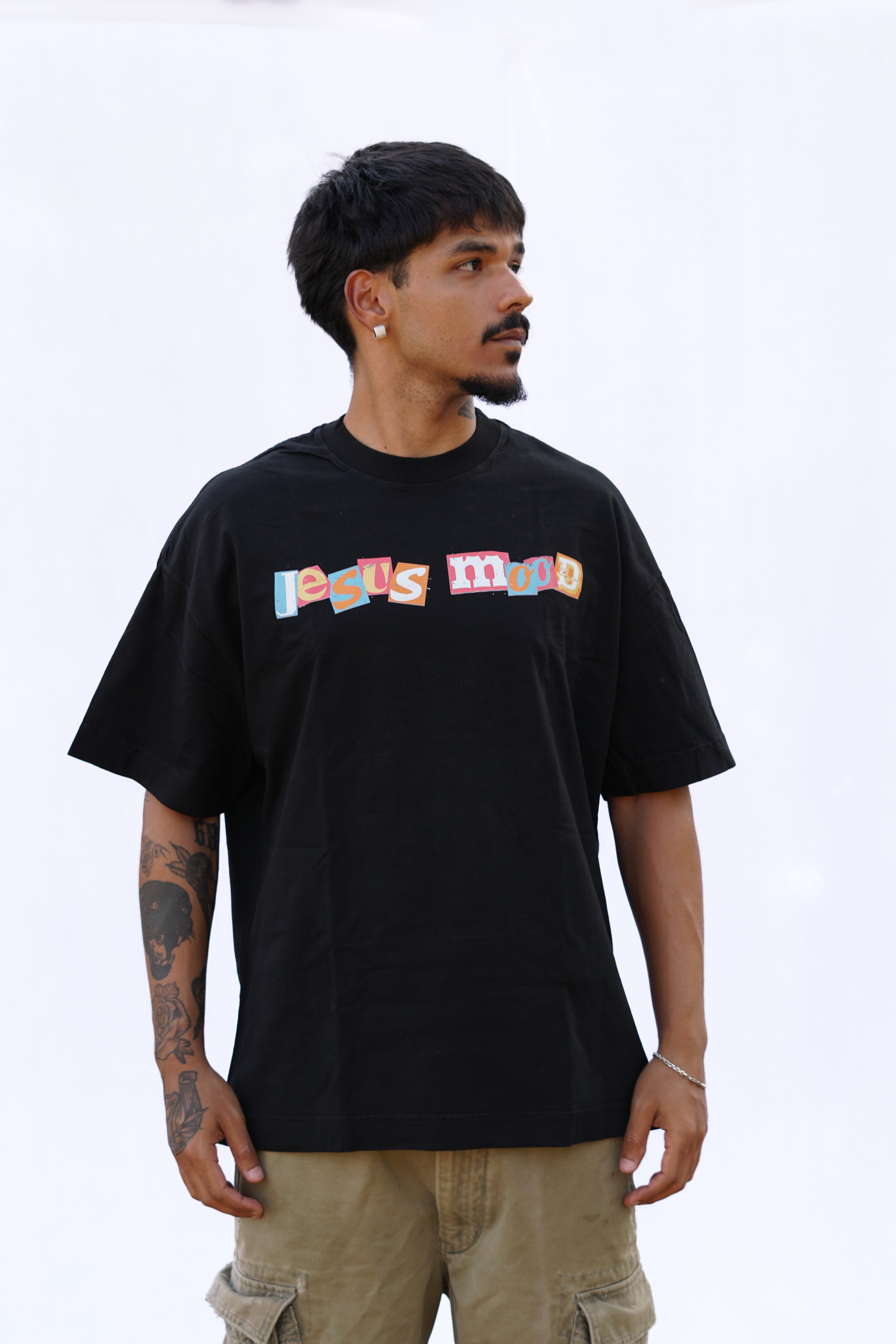 Camiseta "Magazine" Preta